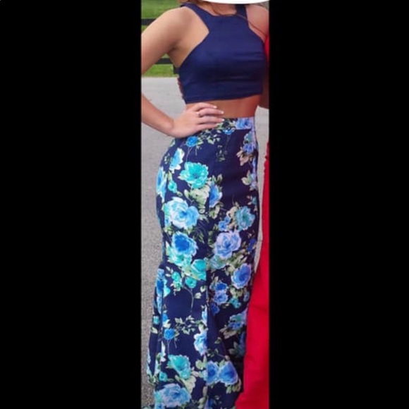 prom dress - Picture 3 of 5